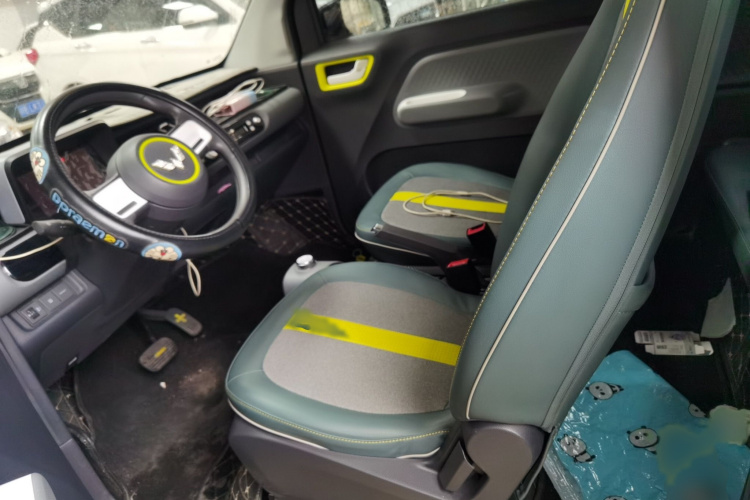 五菱汽车 宏光MINIEV 2022款 GAMEBOY 200km 玩咖款 磷酸铁锂局部细节19