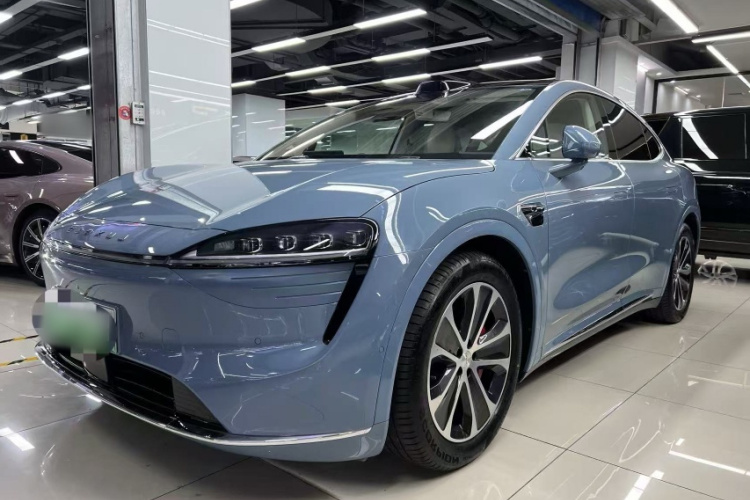 鸿蒙智行 智界R7 2024款 纯电 736km UItra车身外观1