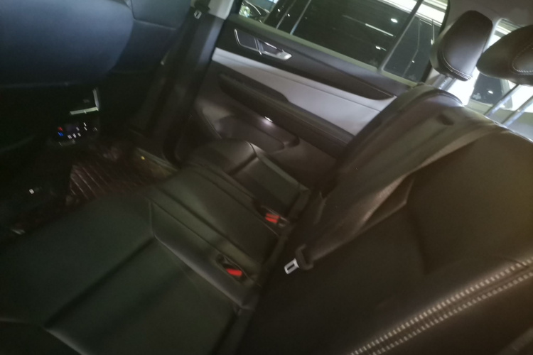 大众 途昂 2021款 380TSI 四驱豪华版中控内饰7004