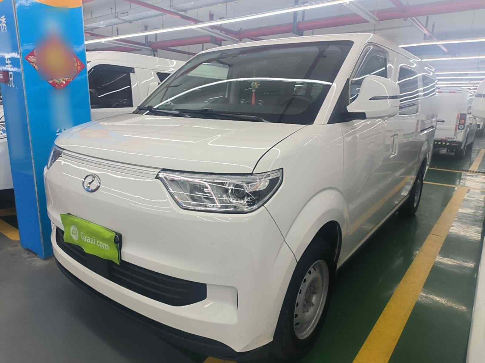 瑞驰汽车 瑞驰新能源EC75 2025款 客运 智行超充版 先锋型Ⅰ 52.16kWh(2)