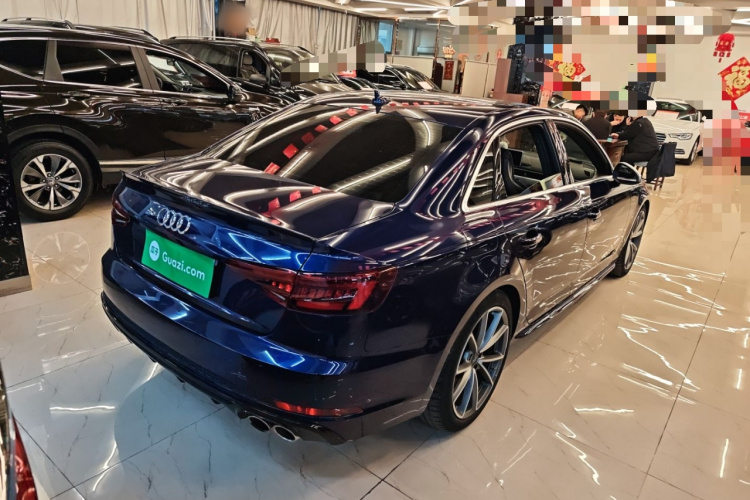 奥迪S4 2018款 S4 3.0TFSI车身外观7