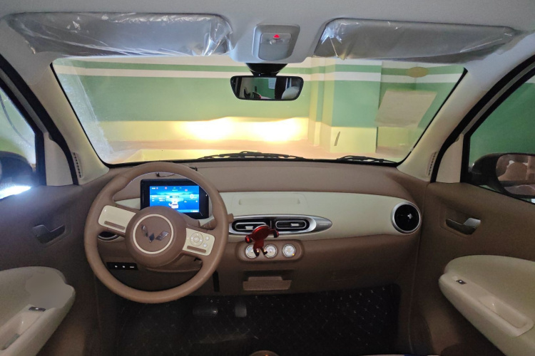 五菱汽车 宏光MINIEV 2025款 四门版 进阶款中控内饰12