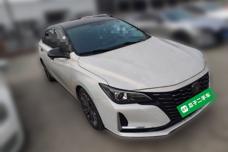 长安 锐程CC 2022款 蓝鲸版 1.5T DCT豪华型车身外观3