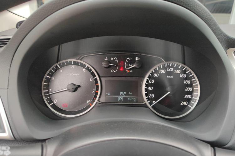 日产 轩逸 2019款 经典 1.6XE CVT舒适版局部细节14