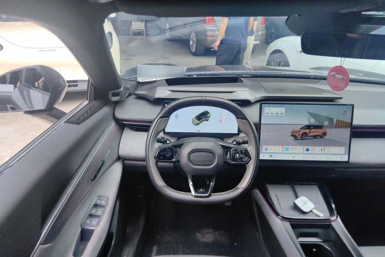 领克08 EM-P 2025款 245km 超长续航Pro中控内饰7002