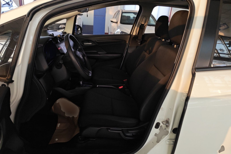 本田 飞度 2016款 1.5L LXS CVT舒适天窗版中控内饰19