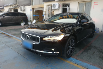 沃尔沃S90 2022款 B5 智雅豪华版