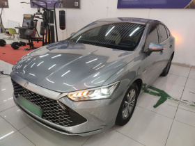 比亚迪 秦PLUS 2023款 冠军版 DM-i 55KM领先型