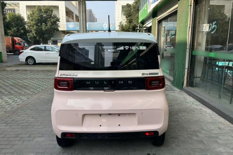 五菱汽车 宏光MINIEV 2021款 马卡龙时尚款 三元锂车身外观6005