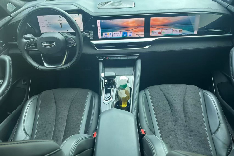 吉利汽车 星越L 2024款 2.0TD 高功自动两驱天际版中控内饰12