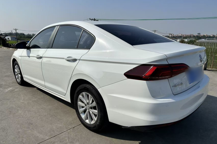 大众 宝来 2020款 1.5L 自动时尚型车身外观6001