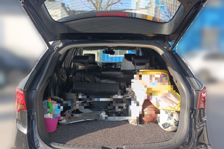 现代 胜达 2017款 2.0T 自动四驱智能型 7座中控内饰23