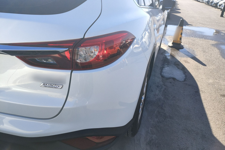 马自达CX-4 2018款 2.0L 自动两驱蓝天活力版 国V车身外观9