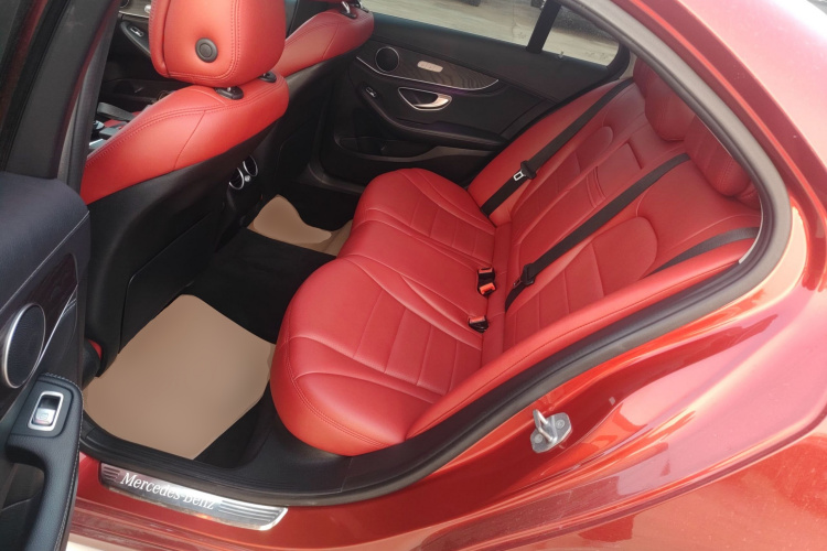 奔驰C级 2018款 C 200 L 运动版中控内饰7004