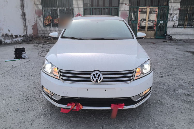 大众 迈腾 2013款 1.8TSI 豪华型车身外观2