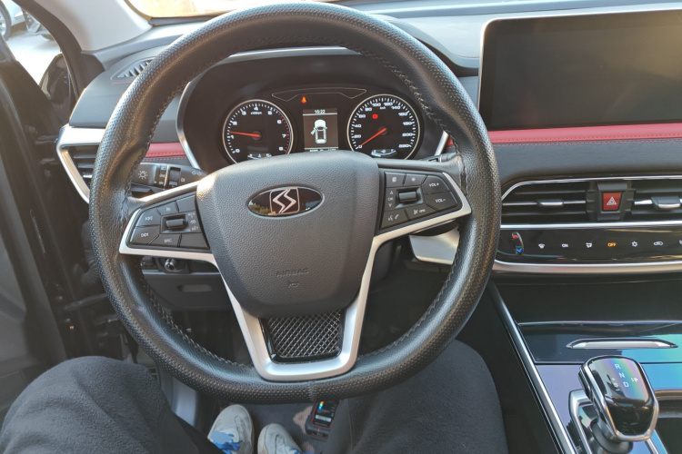 思皓X8 2021款 300T DCT豪华智联版 7座中控内饰13