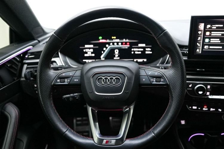 奥迪S5 2022款 S5 3.0T Sportback中控内饰7004
