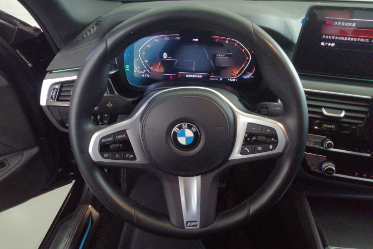 宝马5系(进口) 2022款 改款 525i M运动套装局部细节13