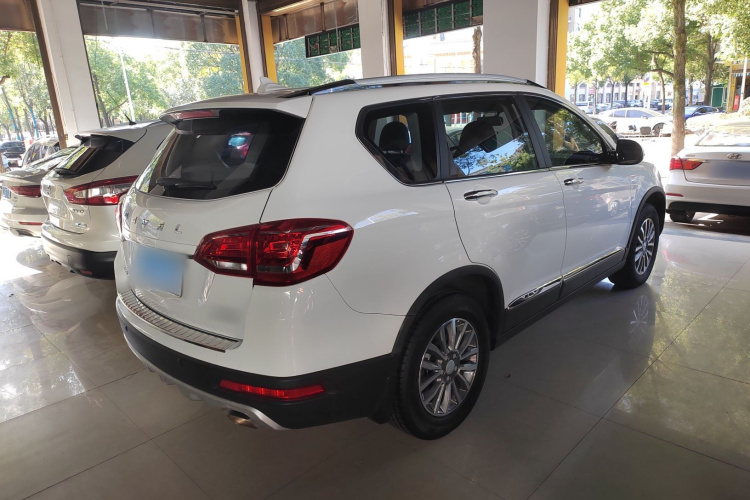 哈弗H6 2021款 运动版 1.5T 自动精英智联型 U型格栅车身外观7