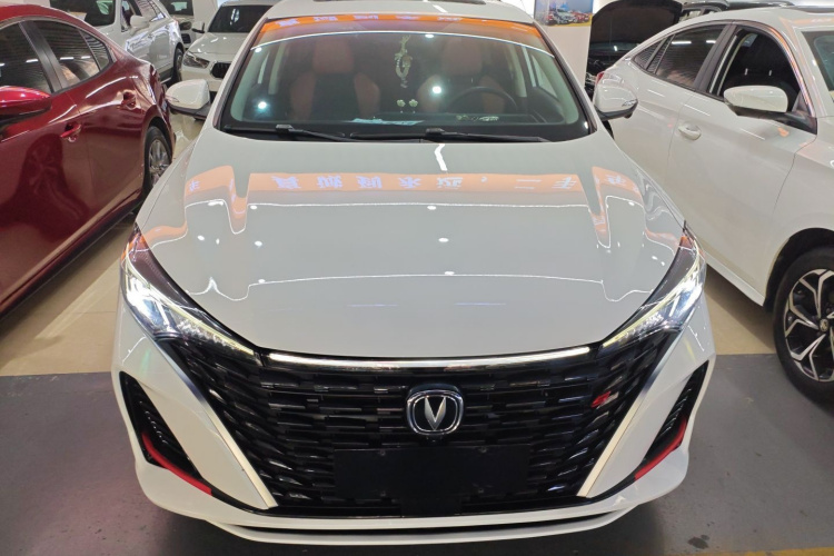 长安 逸动 2023款 畅享版 PLUS 蓝鲸NE 1.4T GDI DCT尊贵版车身外观6001