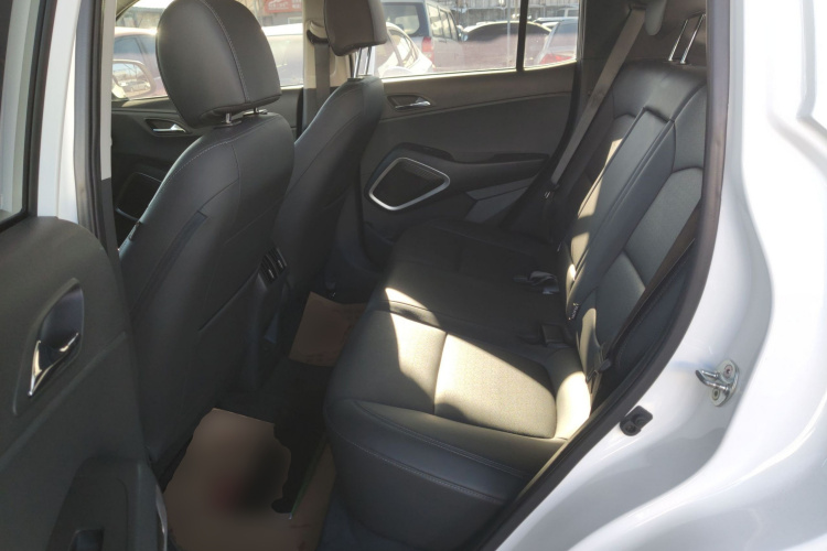 北京现代ix35 2020款 2.0L 自动两驱智勇·畅享版中控内饰7004