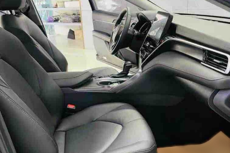 丰田 凯美瑞 2021款 2.0G 豪华版中控内饰7003