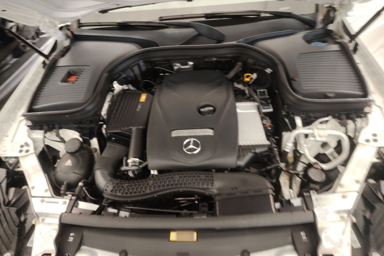 奔驰GLC 2018款 GLC 300 4MATIC 动感型局部细节24