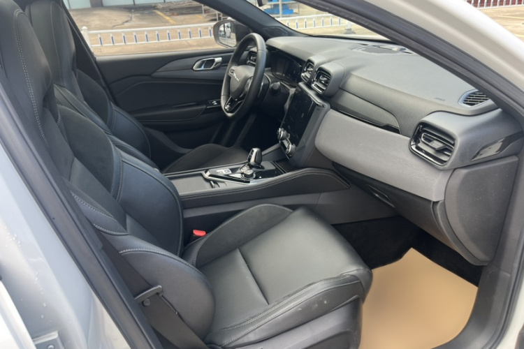 领克03 2021款 1.5TD DCT劲Plus局部细节41