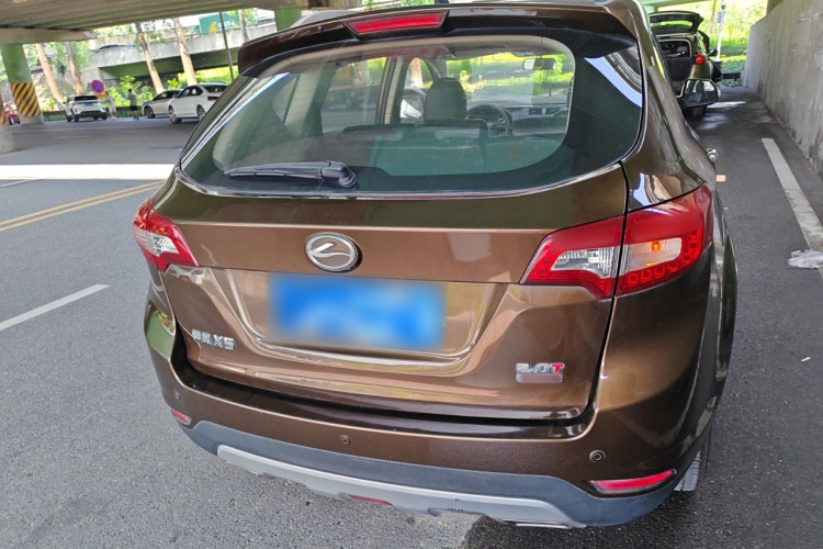 陆风X5 2013款 2.0T 手动创享版车身外观6004