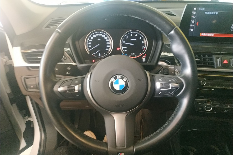 宝马X1 2022款 sDrive25Li 领先型局部细节13