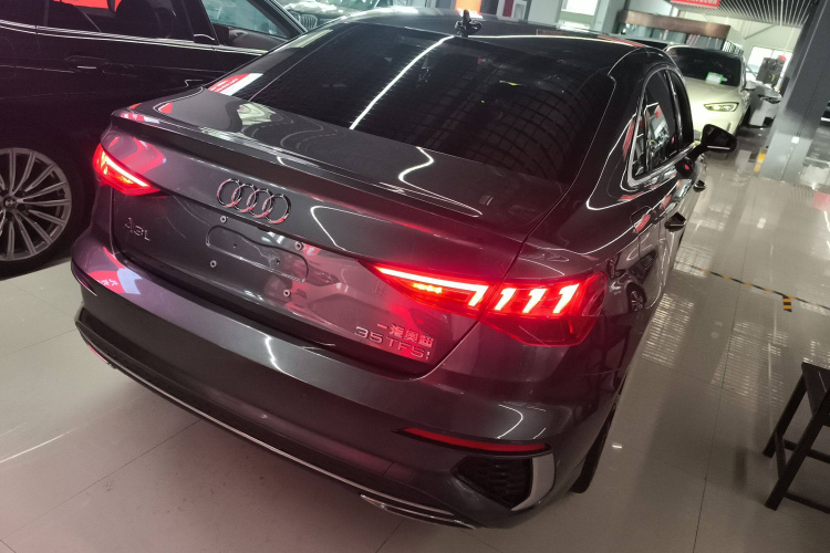 奥迪A3 2023款 改款 A3L Limousine 35 TFSI 时尚运动型车身外观6005