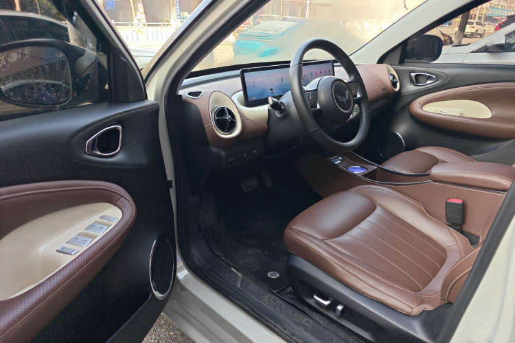 五菱汽车 五菱缤果 2023款 333km 灵犀互联款中控内饰20