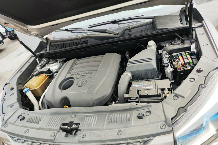 长安CS75 2014款 1.8T 自动尊贵型 国V局部细节24