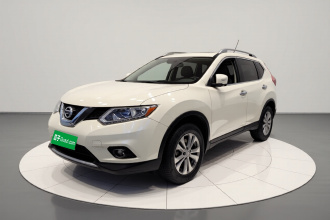 日产 奇骏 2015款 2.0L CVT舒适MAX版 2WD