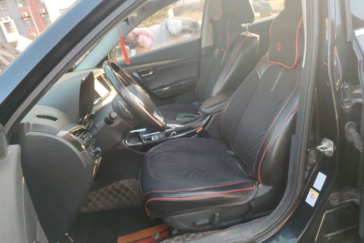 广汽传祺 传祺GA6 2016款 235T DCT豪华版中控内饰19