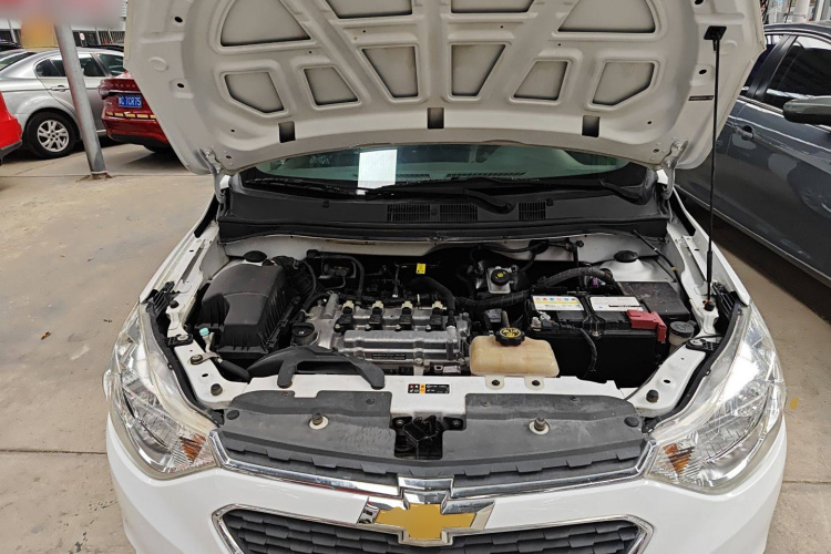 雪佛兰 2018款 赛欧3 1.3L AMT理想版机舱底盘24