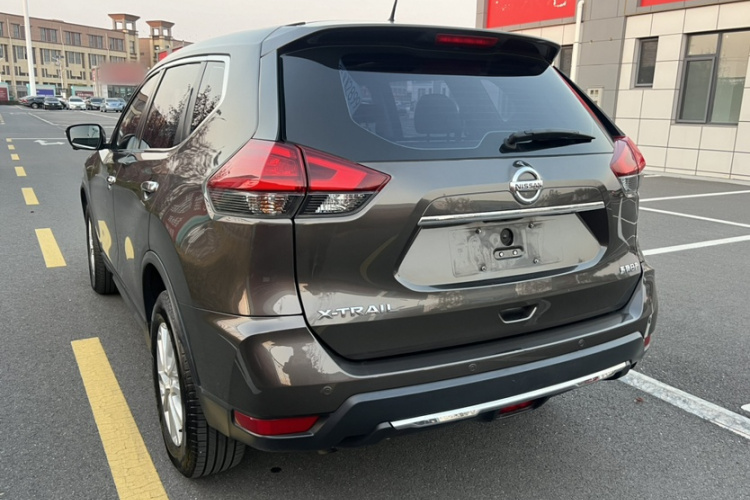 日产 奇骏 2021款 2.0L CVT 2WD XL Premium尊享纪念版车身外观6006