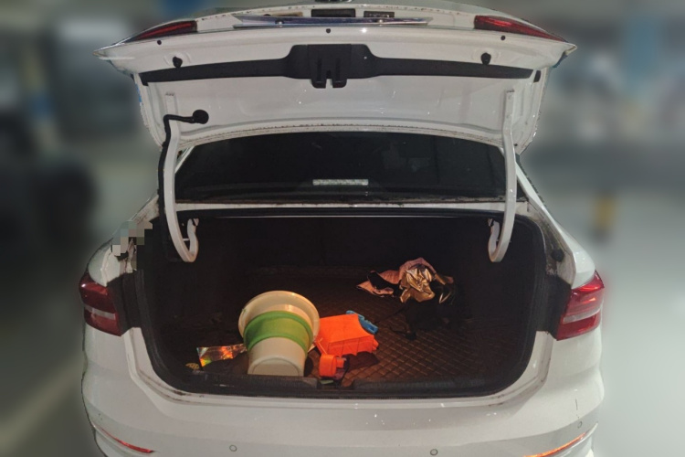 大众 朗逸 2018款 1.5L 自动舒适版 国V中控内饰23