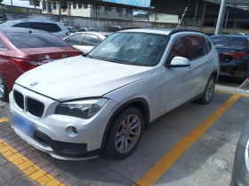 宝马X1 2015款 sDrive18i 时尚晋级版