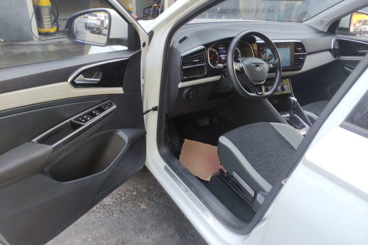 捷达VS5 2023款 280TSI 自动进取型中控内饰7003