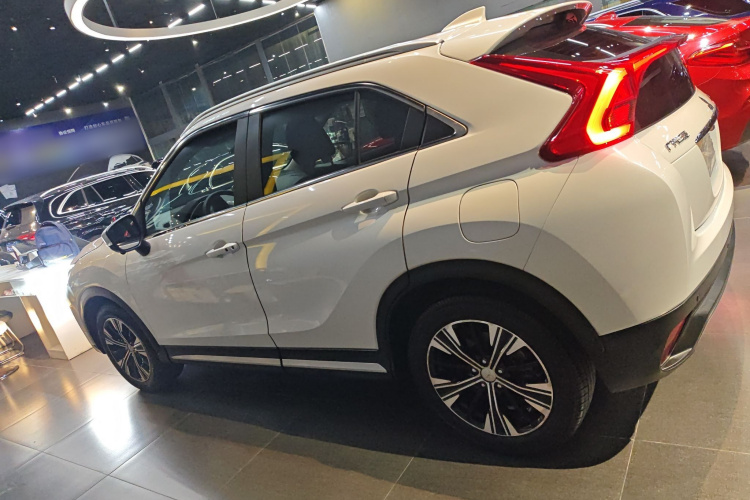 三菱 奕歌 2019款 1.5T CVT两驱梦想版 国VI车身外观6003