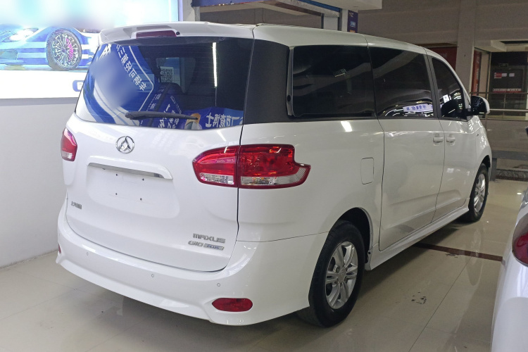 上汽大通MAXUS 大通G10 2018款 PLUS 2.0T 自动智享版车身外观7