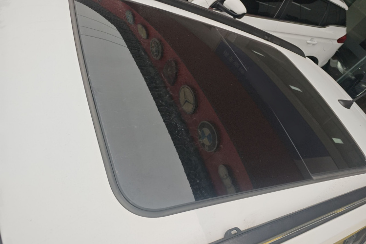 Jeep 指南者 2019款 200T 自动家享四驱-互联大屏版局部细节57