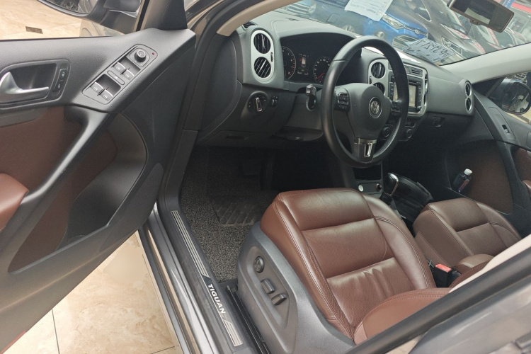 大众 途观 2015款 2.0TSI 自动四驱豪华版中控内饰20