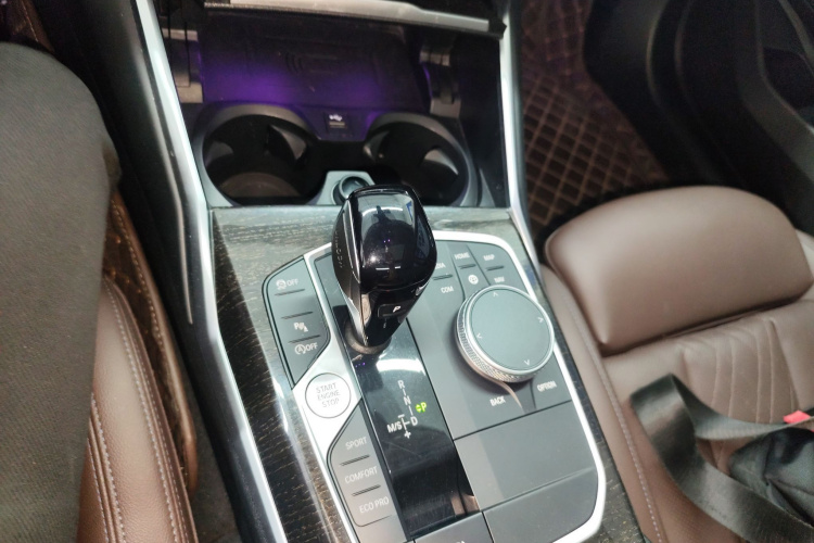 宝马3系 2022款 325Li M运动套装局部细节18