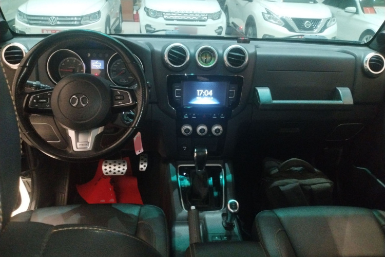 北京越野 北京BJ40 2016款 40L 2.3T 自动四驱尊享版中控内饰12