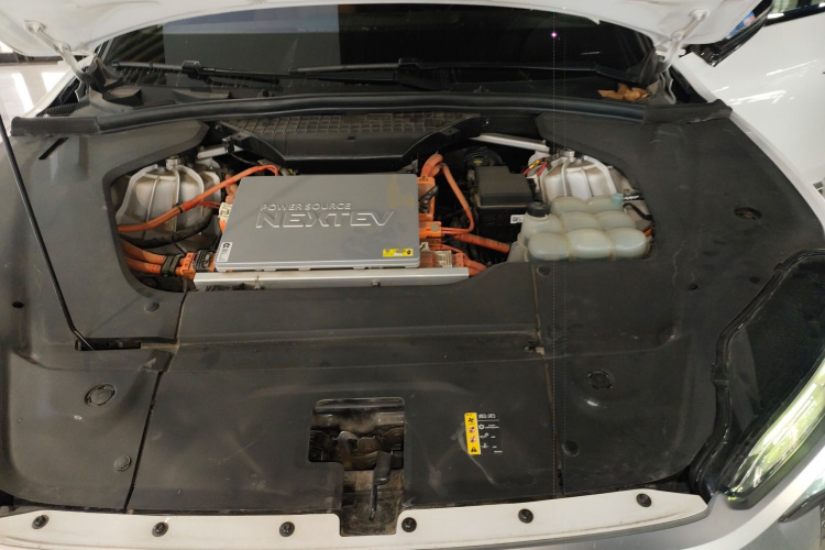 蔚来ES8 2020款 580KM 七座版局部细节24