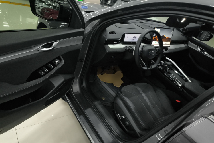 吉利汽车 星瑞 2025款 东方曜 2.0TD 望月版中控内饰20