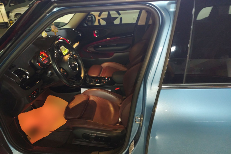 MINI Clubman 2016款 1.5T COOPER 鉴赏家版中控内饰19