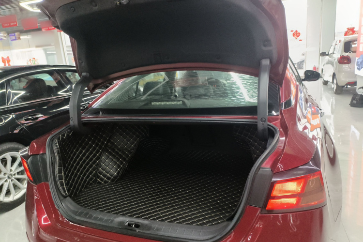 日产 天籁 2019款 2.0T XL Upper 智享版局部细节23